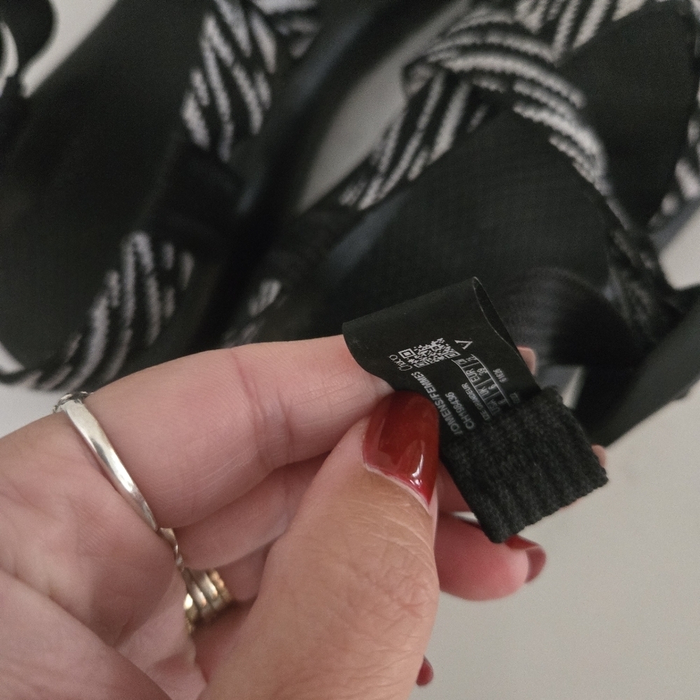 EUC Chaco Z/2 Cloud Adjustable Strap Classic Sandals Waterproof Black White Sz 8 - Picture 5 of 8